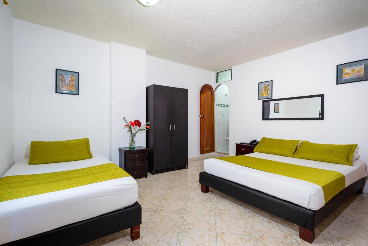 Hotel Ayenda 1234 Imperio 70 Medellín Esterno foto