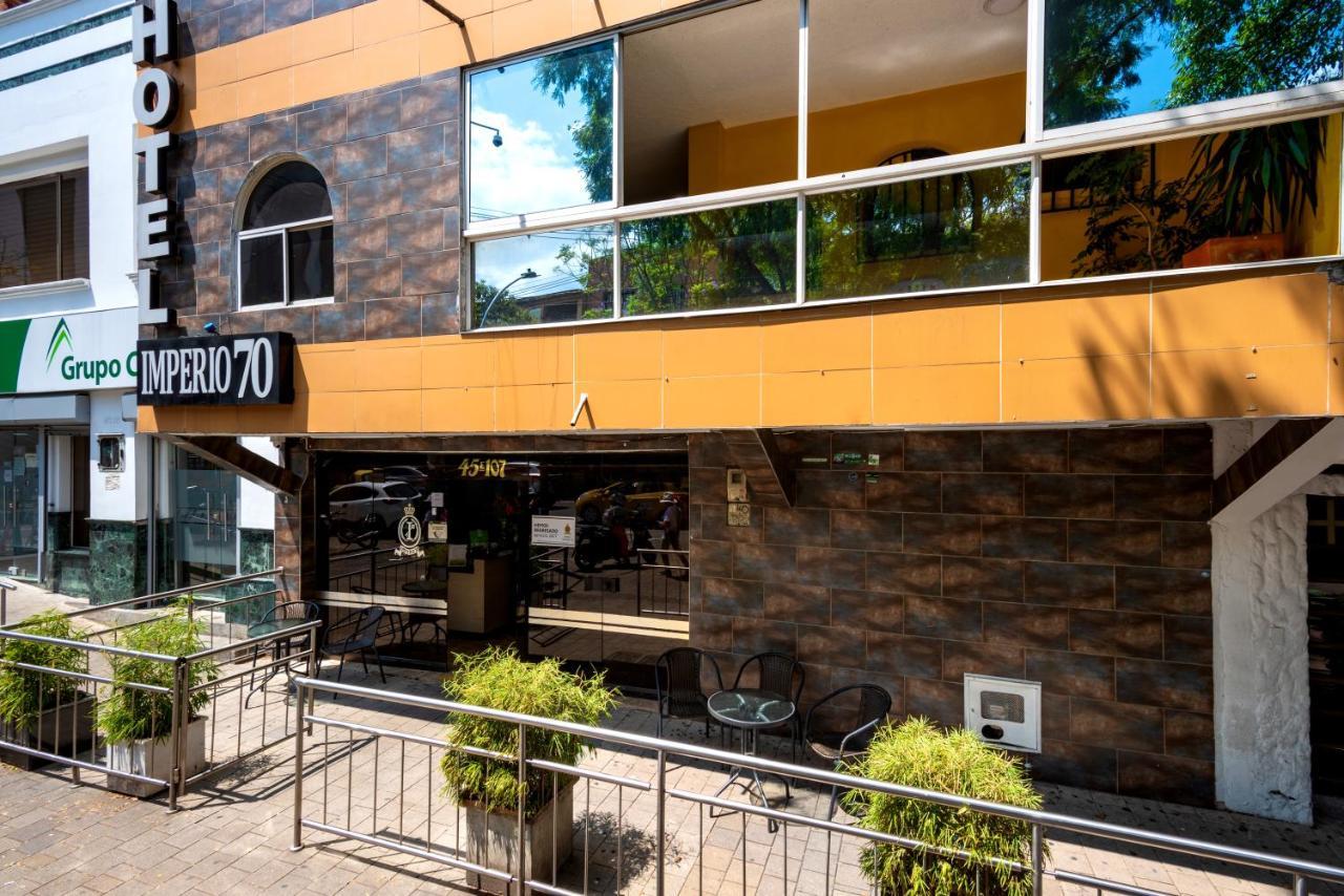 Hotel Ayenda 1234 Imperio 70 Medellín Esterno foto