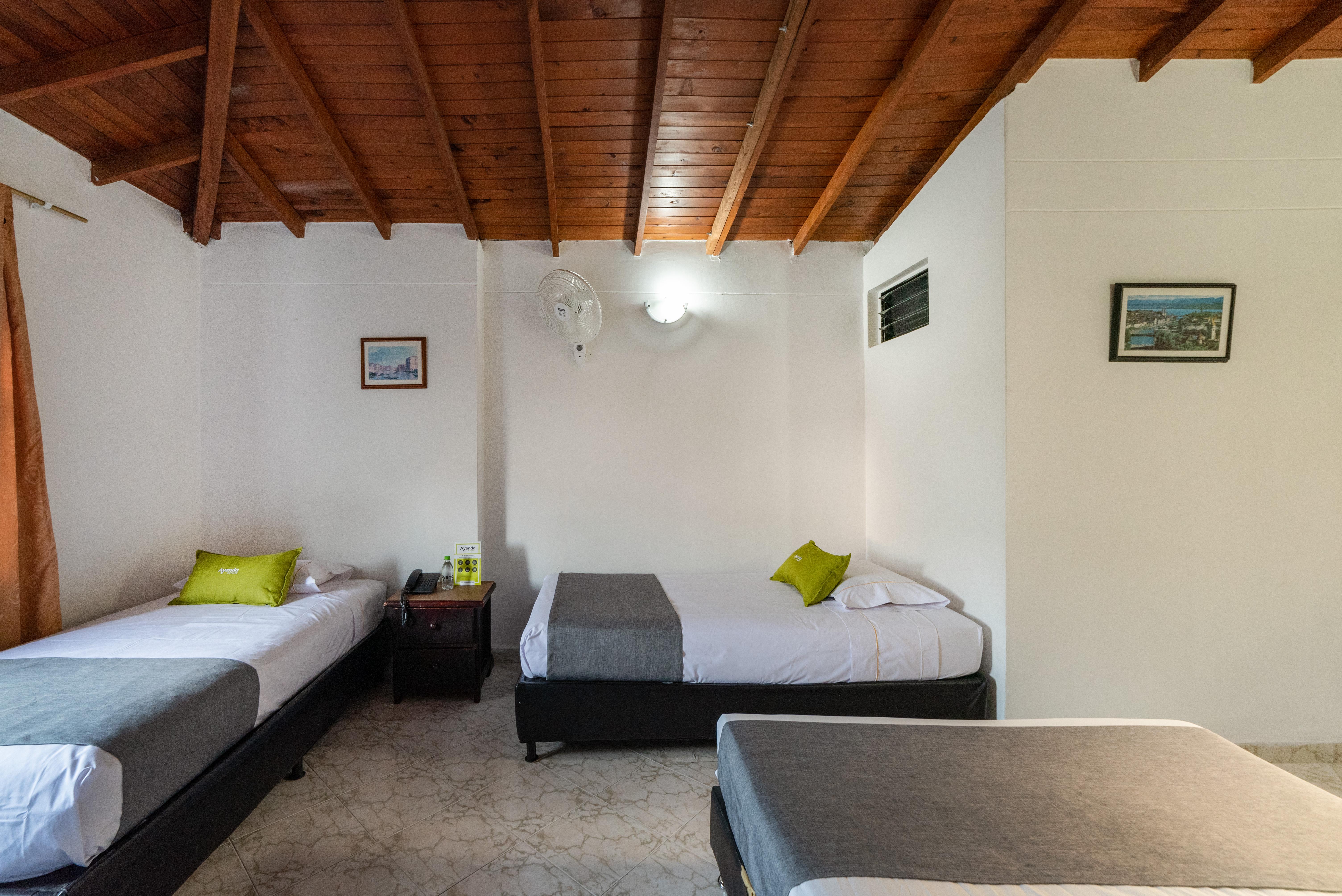 Hotel Ayenda 1234 Imperio 70 Medellín Esterno foto