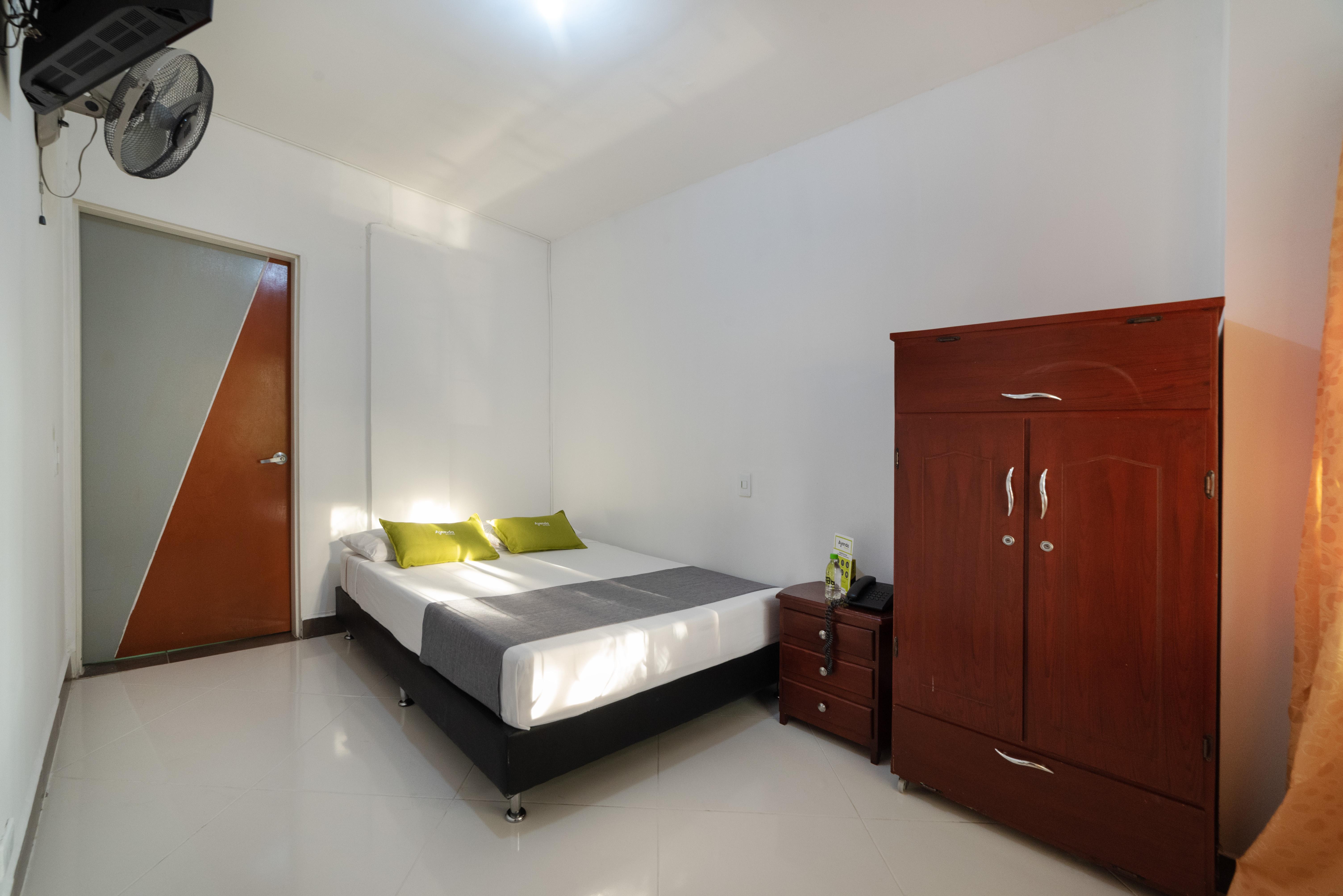 Hotel Ayenda 1234 Imperio 70 Medellín Esterno foto