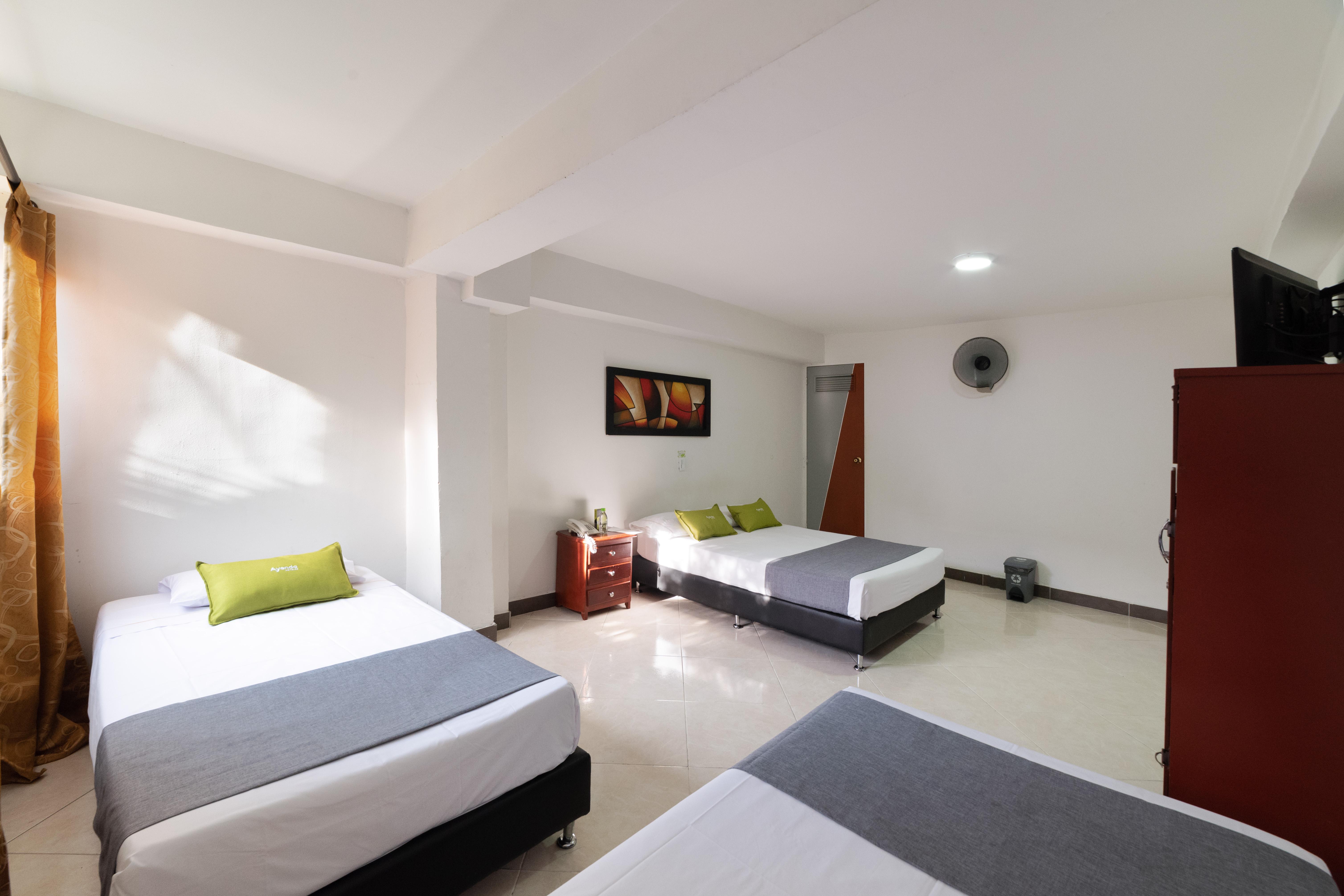 Hotel Ayenda 1234 Imperio 70 Medellín Esterno foto