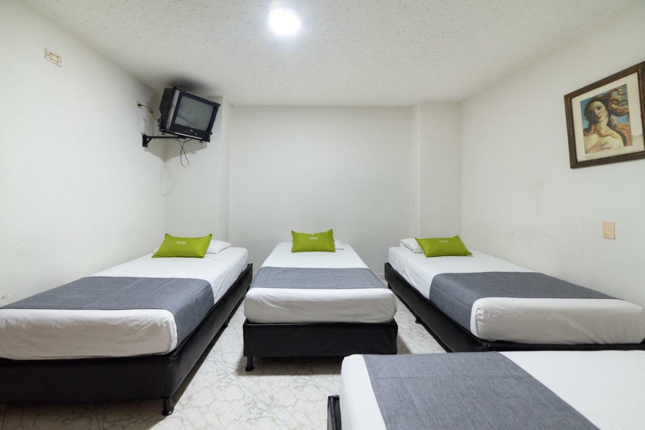 Hotel Ayenda 1234 Imperio 70 Medellín Esterno foto