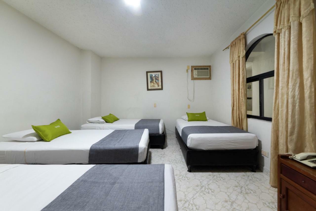 Hotel Ayenda 1234 Imperio 70 Medellín Esterno foto